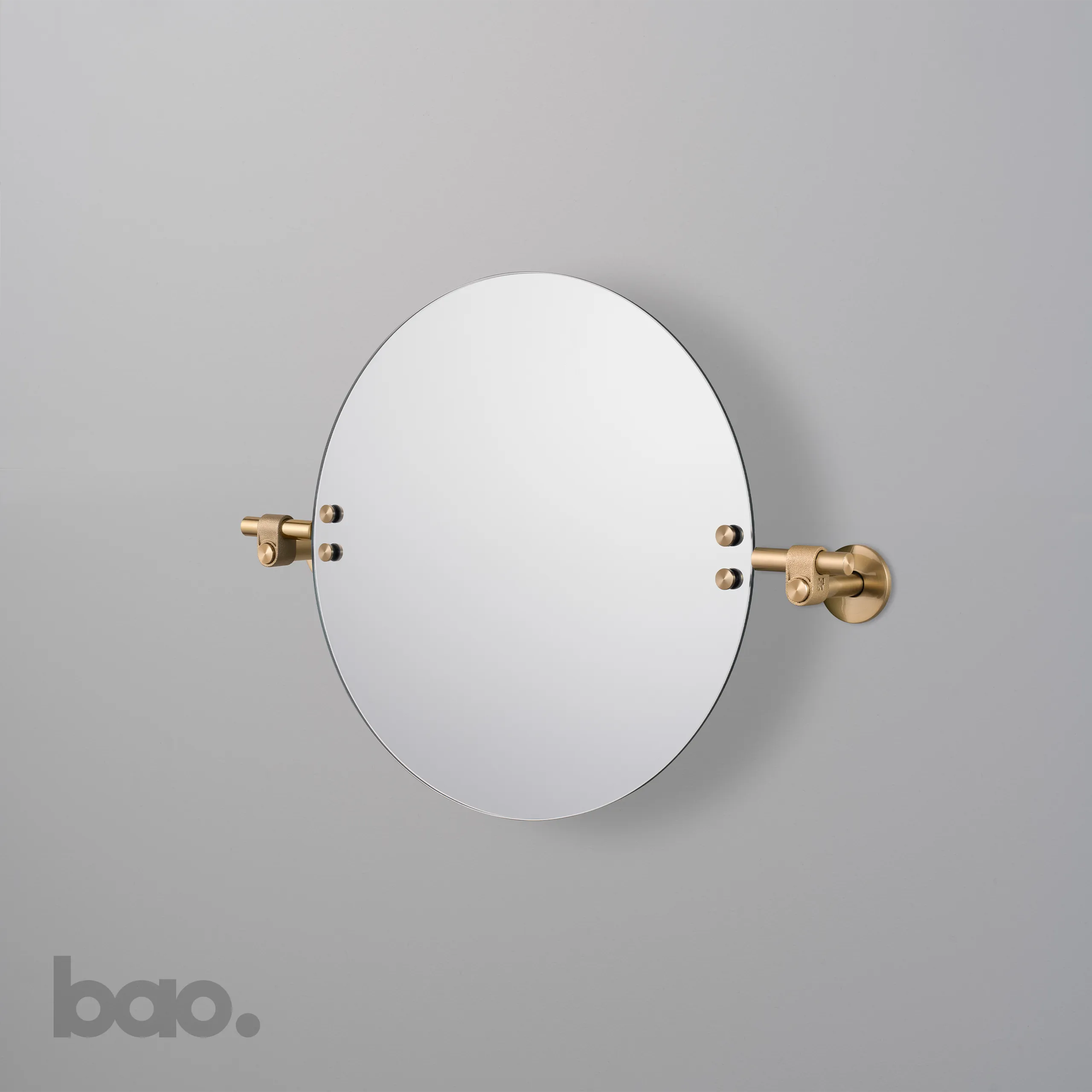מראה לחדר אמבטיה MIRROR / CAST / SMALL / BRASS בסטר ופאנצ׳ באסטר ופאנץ Buster + Punch באו ביי דילן bao by Dylan