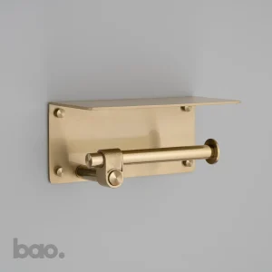 מתקן לנייר טואלט TOILET ROLL HOLDER / WITH SHELF / CAST / BRASS בסטר ופאנצ׳ באסטר ופאנץ Buster + Punch באו ביי דילן bao by Dylan