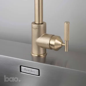 ברז מטבח זהב KITCHEN TAP / MIXER / CROSS / BRASS בסטר ופאנצ׳ באסטר ופאנץ Buster + Punch באו ביי דילן bao by Dylan