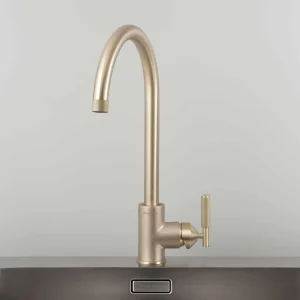 ברז מטבח זהב KITCHEN TAP / MIXER / CROSS / BRASS בסטר ופאנצ׳ באסטר ופאנץ Buster + Punch באו ביי דילן bao by Dylan