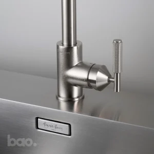 ברז נשלף למטבח KITCHEN TAP / PULL-OUT MIXER / CROSS / STEEL בסטר ופאנצ׳ באסטר ופאנץ Buster + Punch באו ביי דילן bao by Dylan