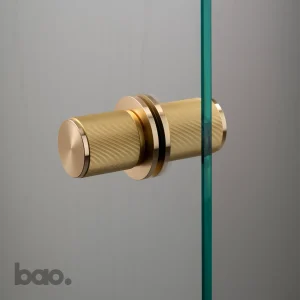 זוג ידיות כפתור קבועות לדלת פנים FIXED DOOR KNOB / DOUBLE-SIDED / LINEAR / BRASS בסטר ופאנצ׳ באסטר ופאנץ Buster + Punch באו ביי דילן bao by Dylan